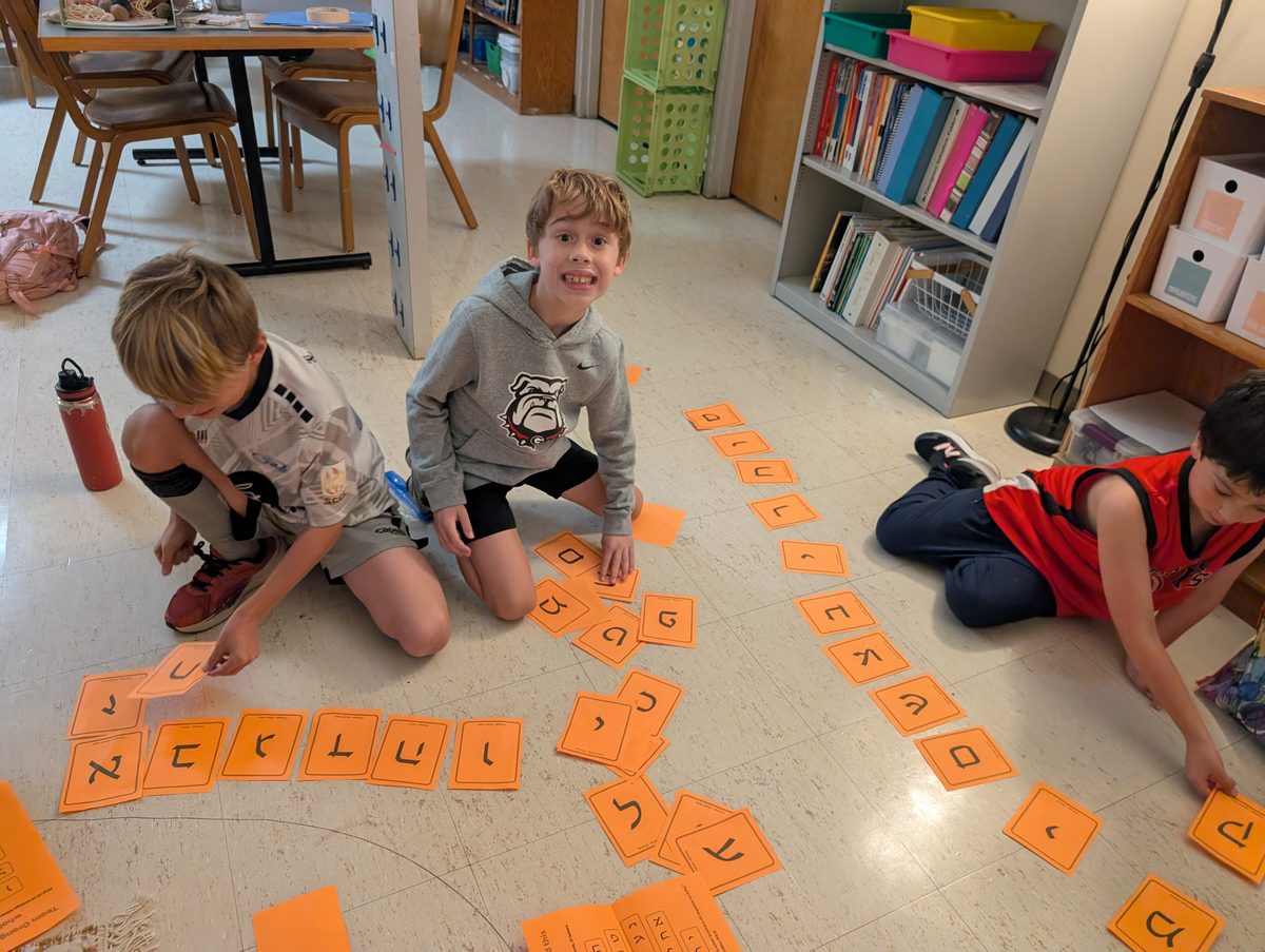 Students playing a Hebrew letter game at the Jewish Heritage Club